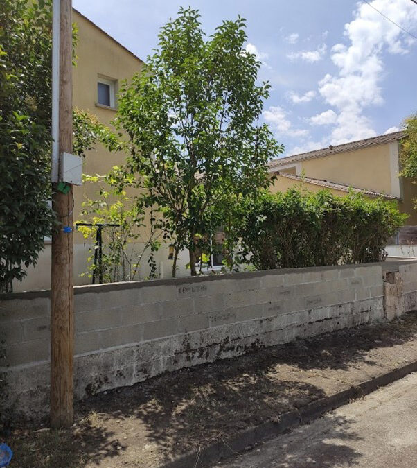 Extension de terrasse, réalisation de muret, ajout de terre végétale